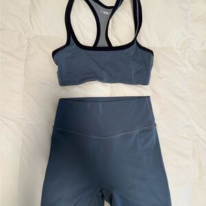 Form active wear set small top and bottom